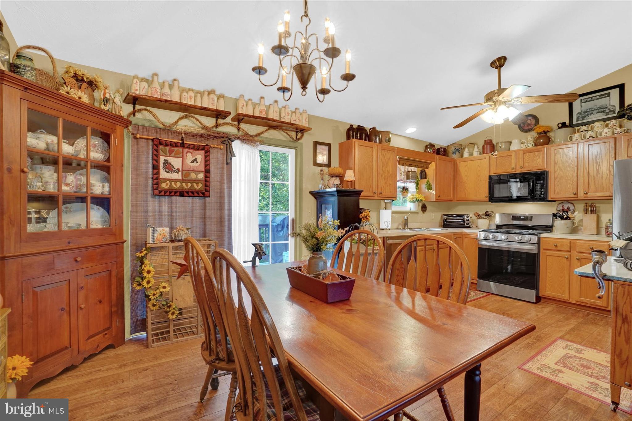 HIGHLAND MANOR - Residential