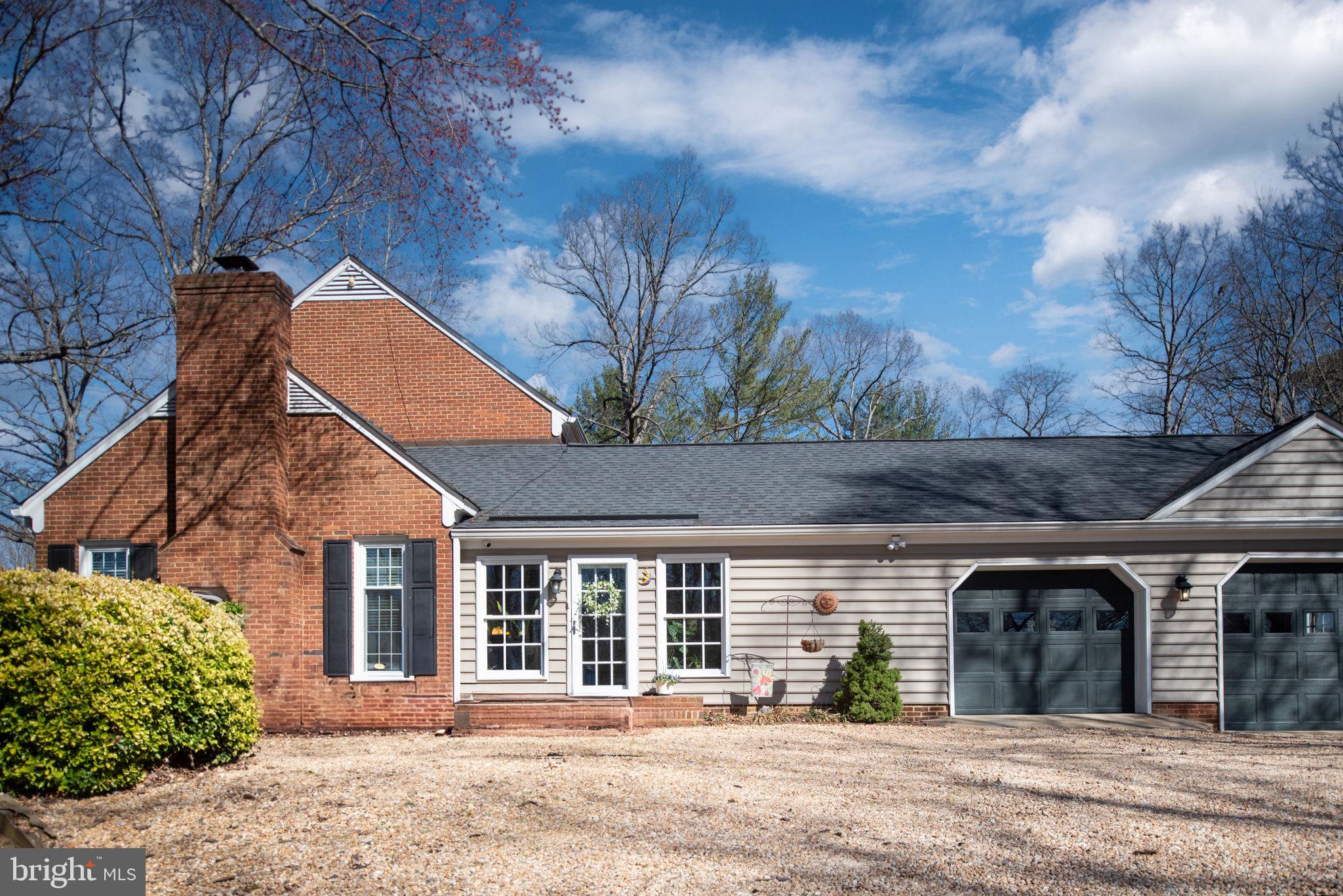 WOODLAWN - Residential