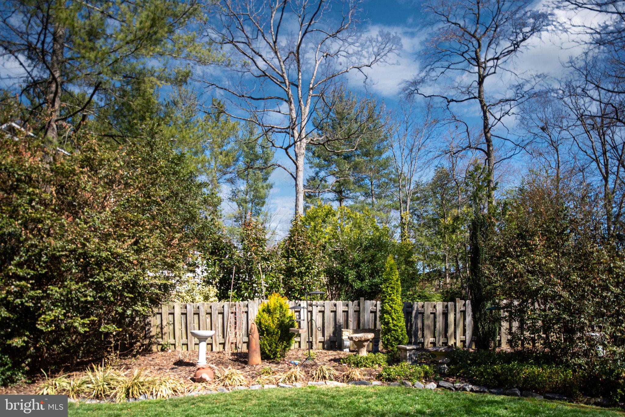 WOODLAWN - Residential