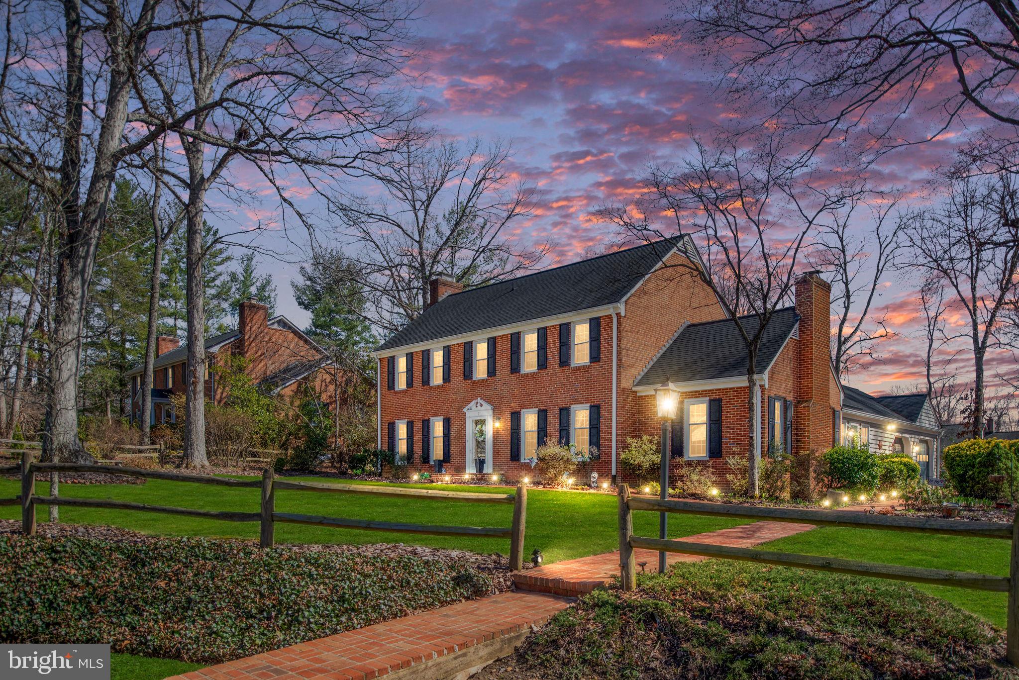 WOODLAWN - Residential