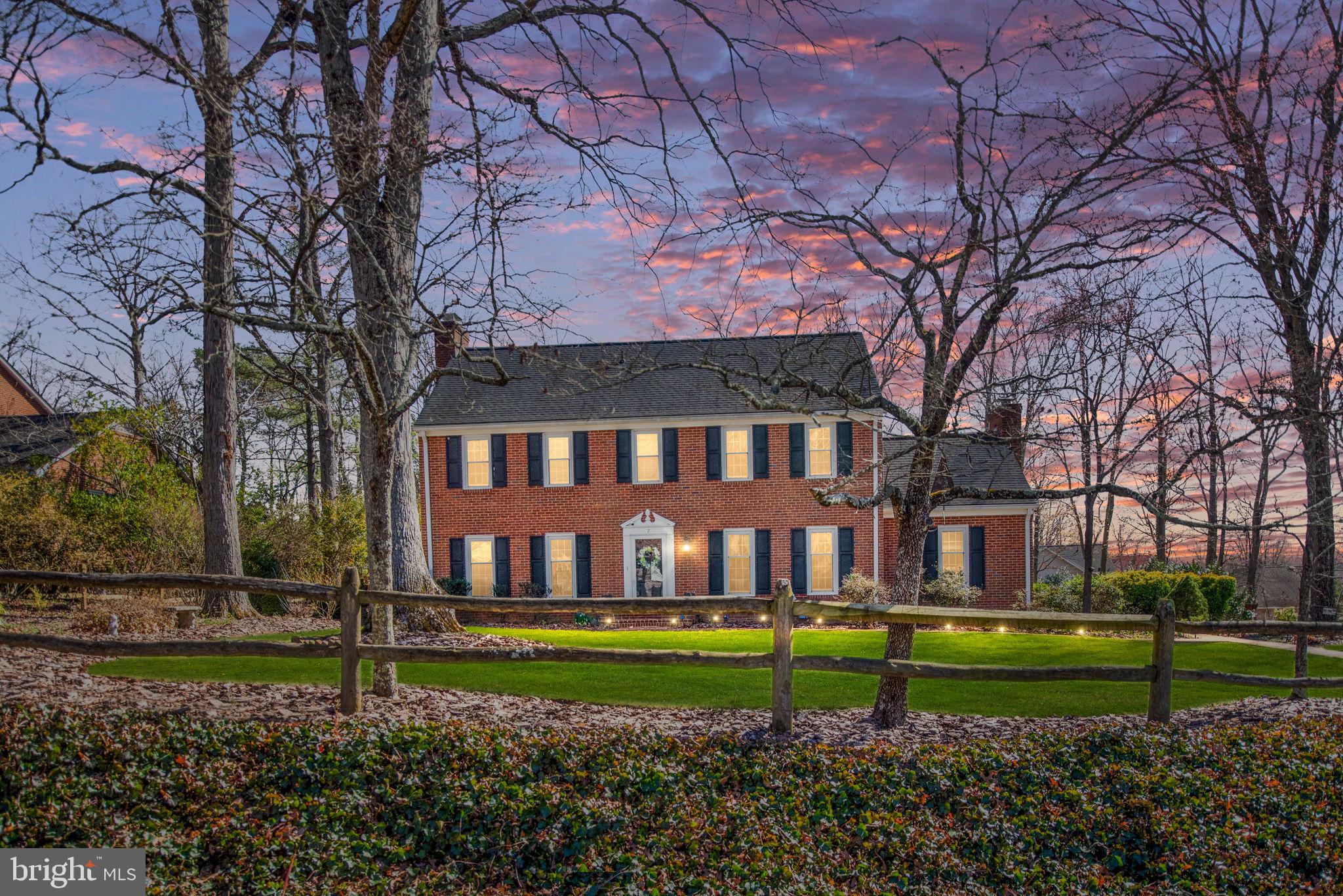 WOODLAWN - Residential