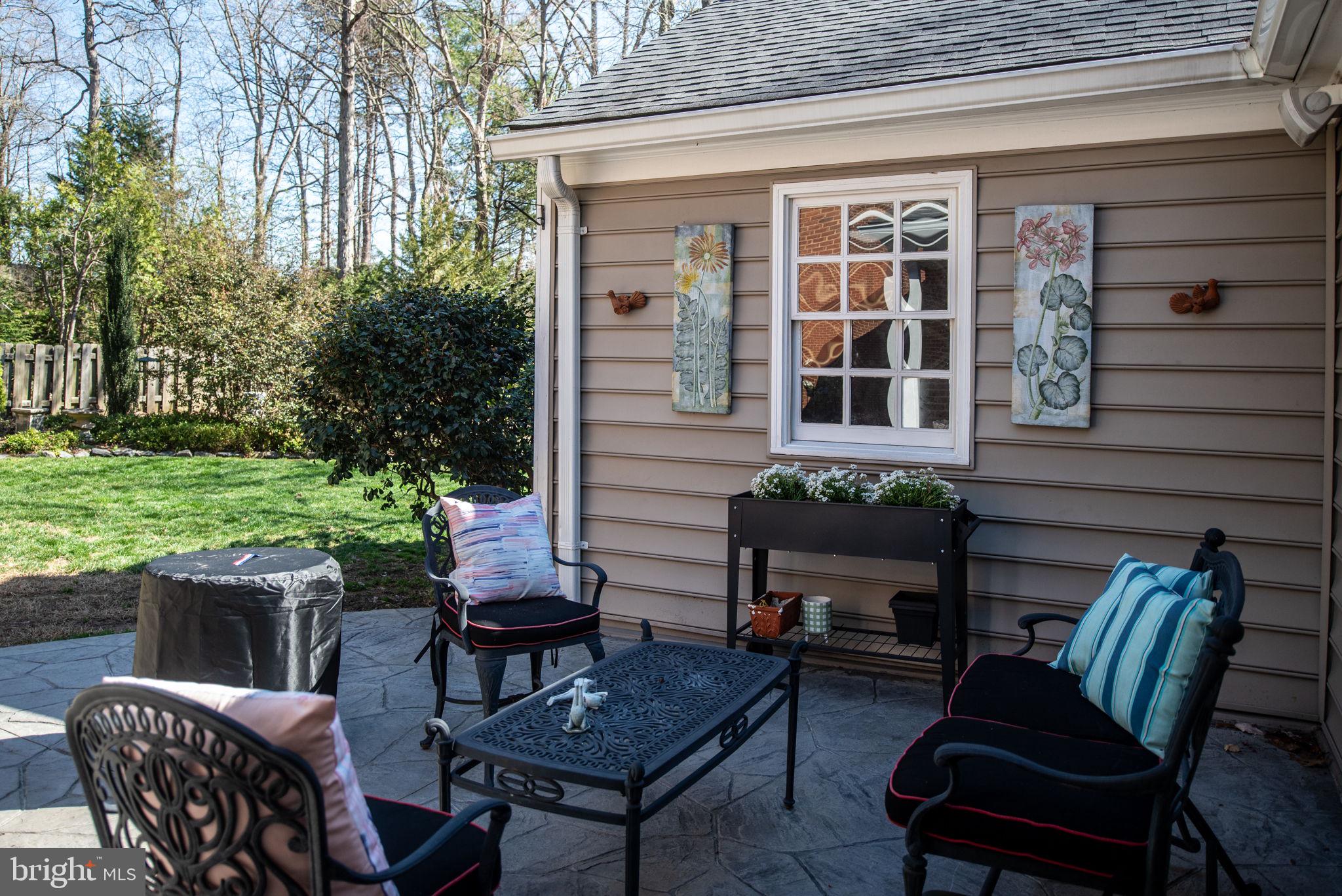 WOODLAWN - Residential