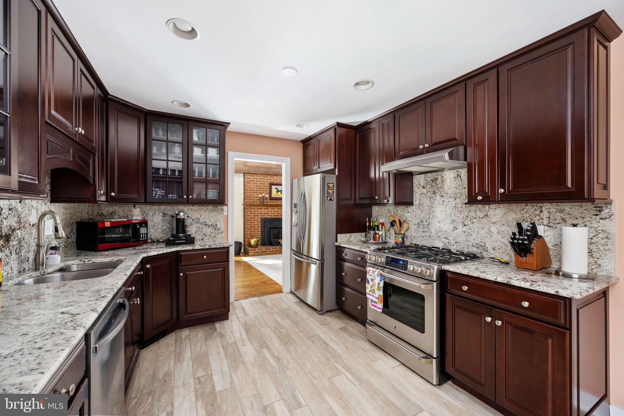 WOODLAWN - Residential