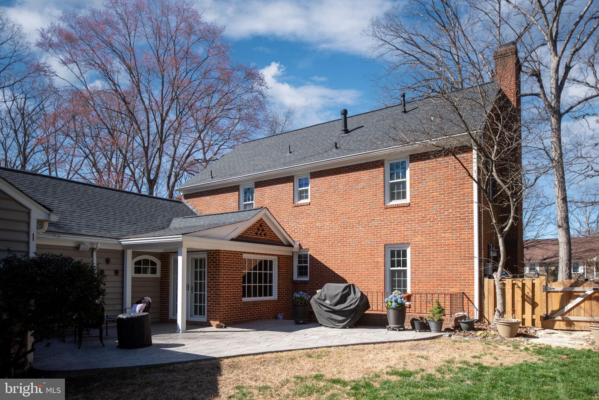 WOODLAWN - Residential