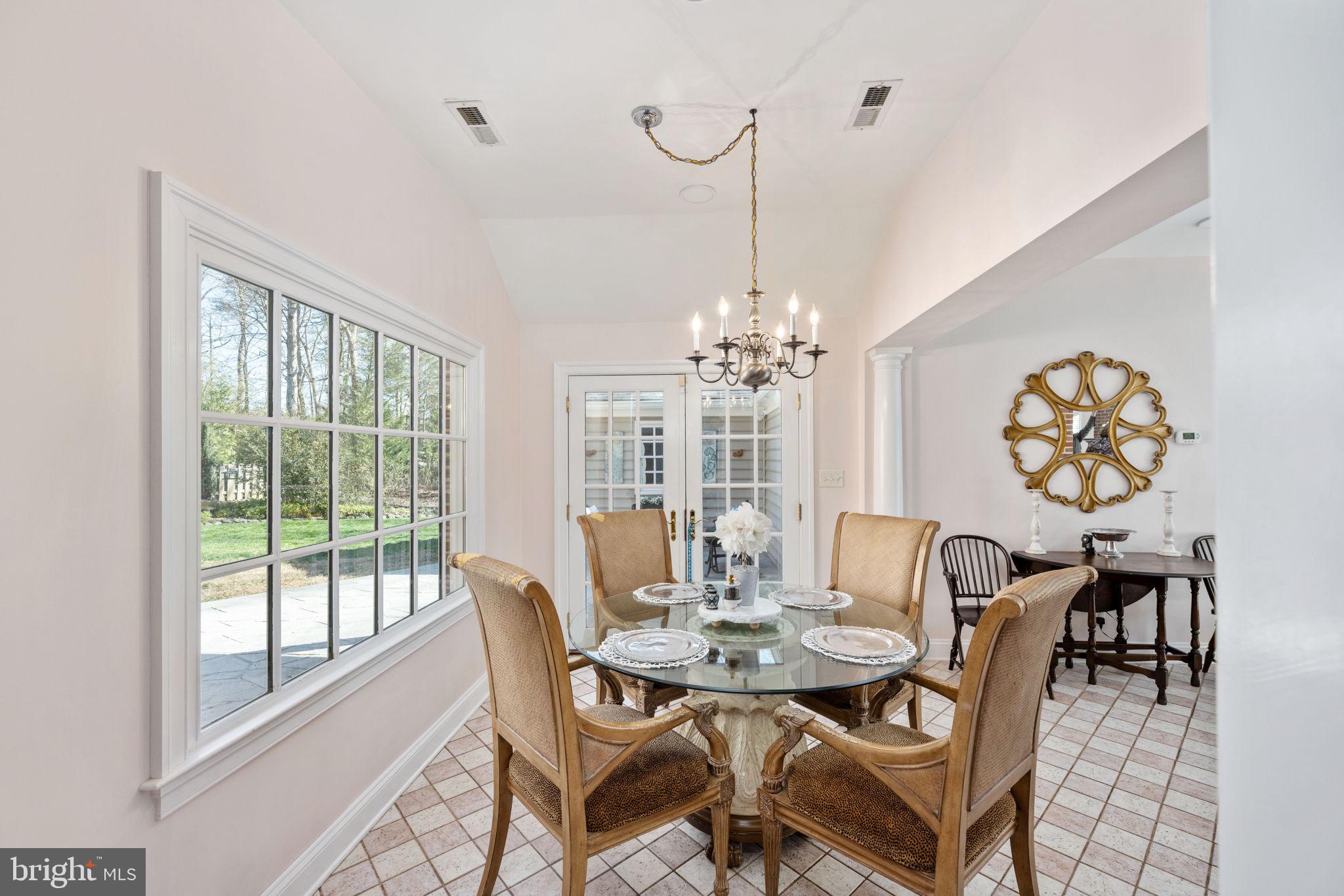 WOODLAWN - Residential