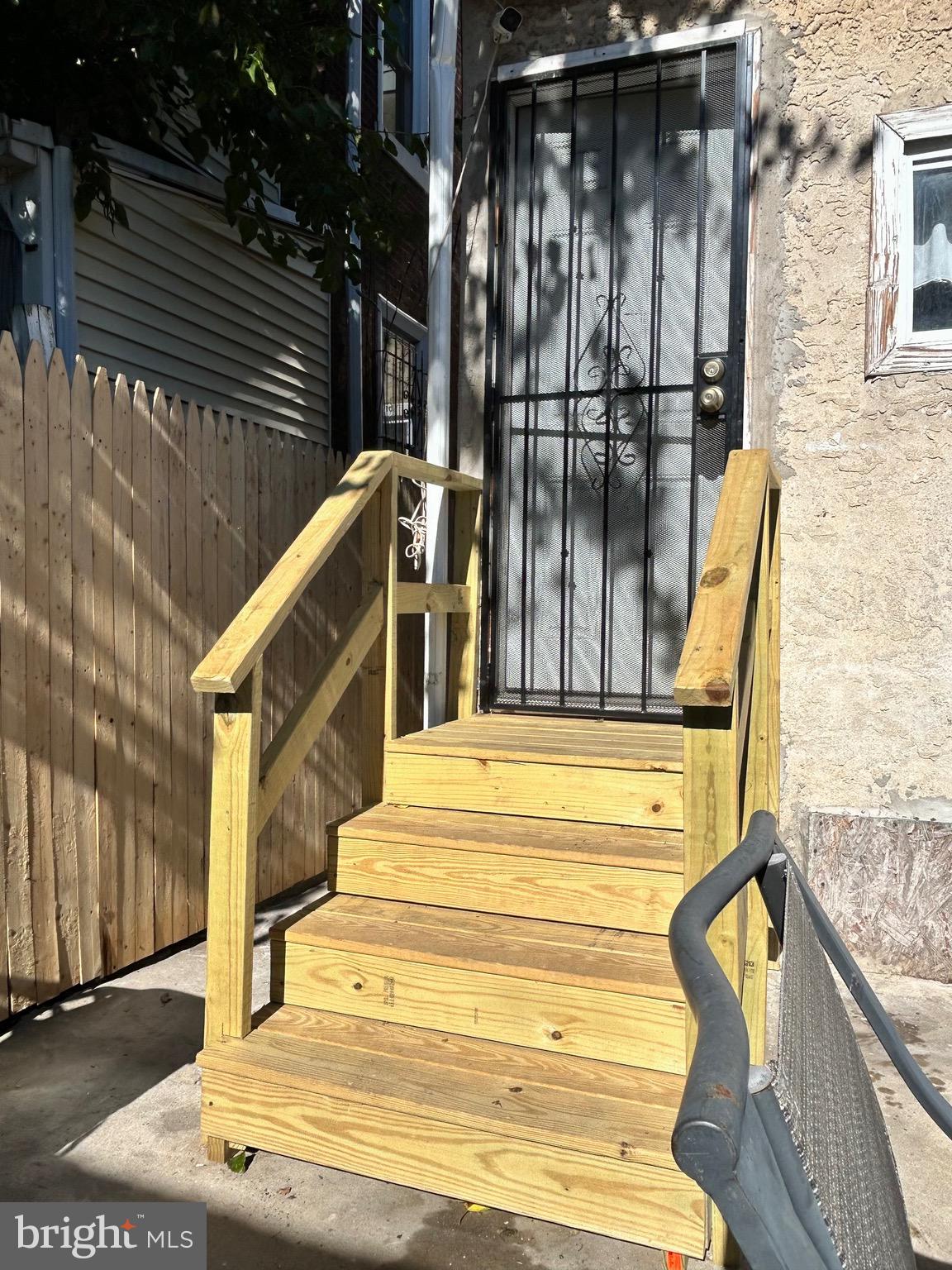 HARROWGATE - Residential