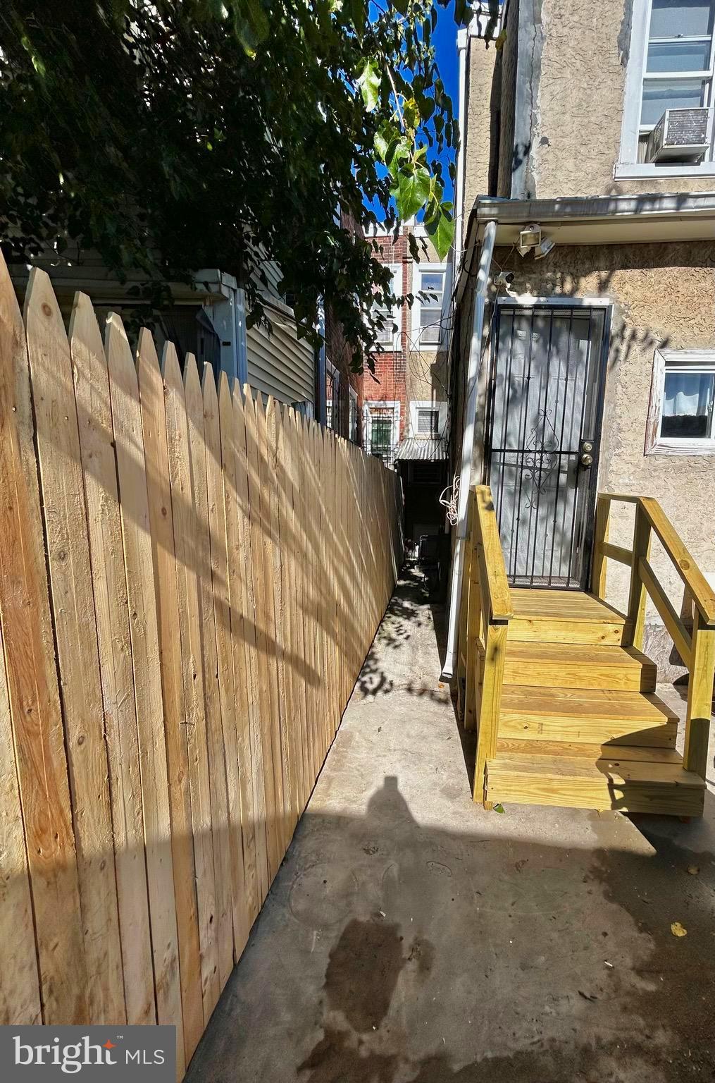 HARROWGATE - Residential