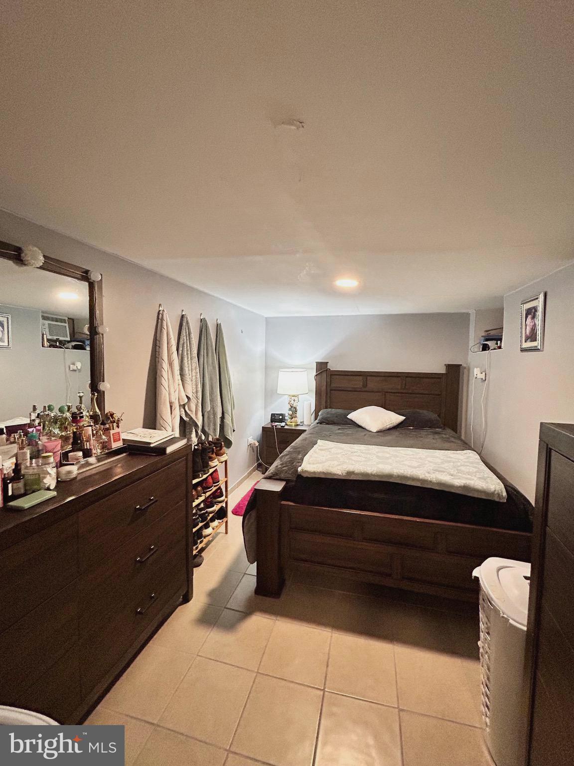 HARROWGATE - Residential