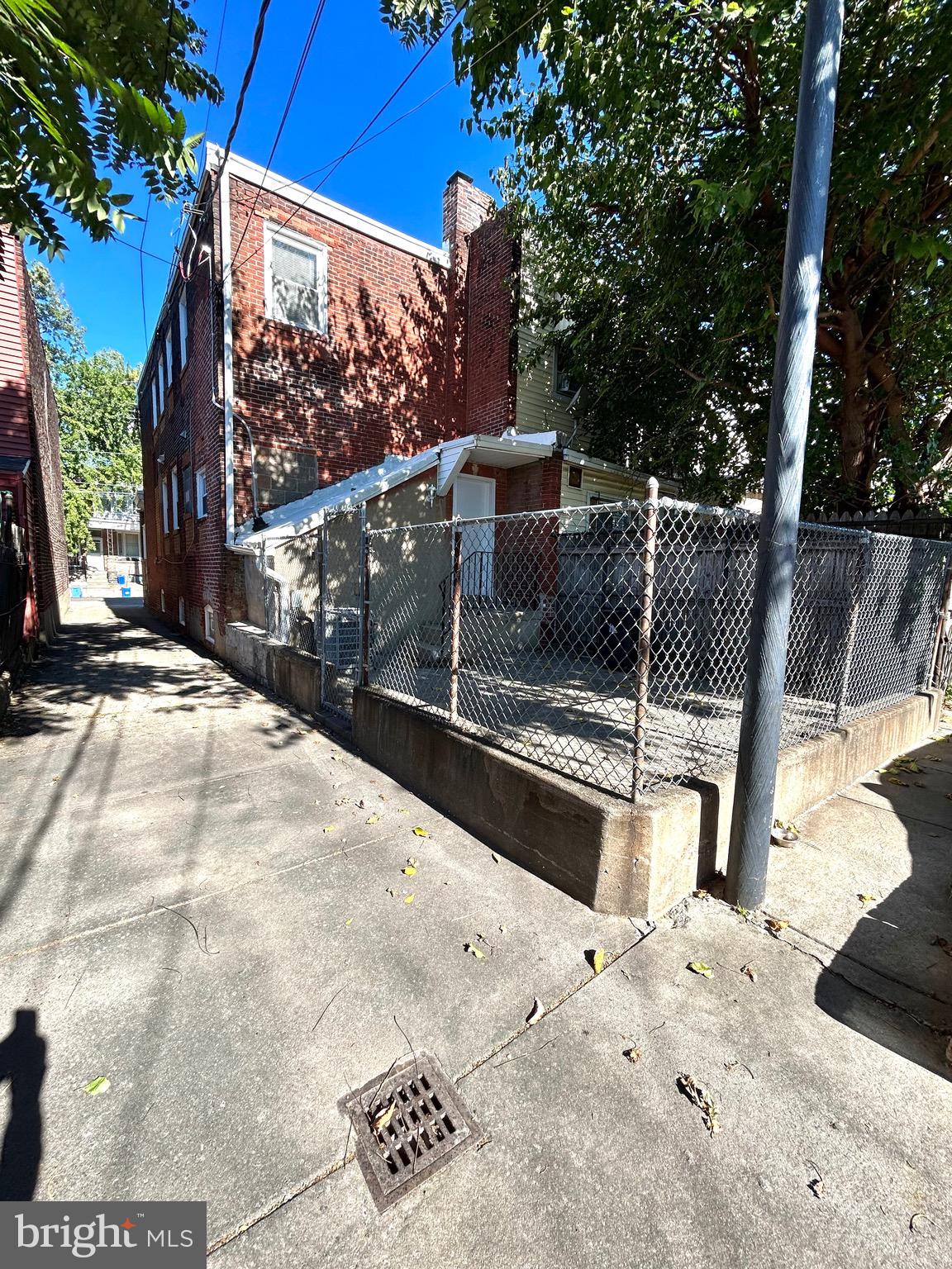 HARROWGATE - Residential