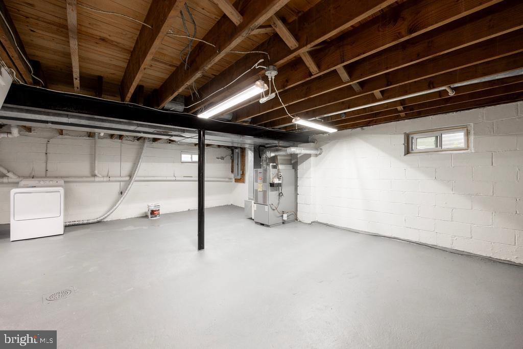 FRAZER VIEW - Residential Lease