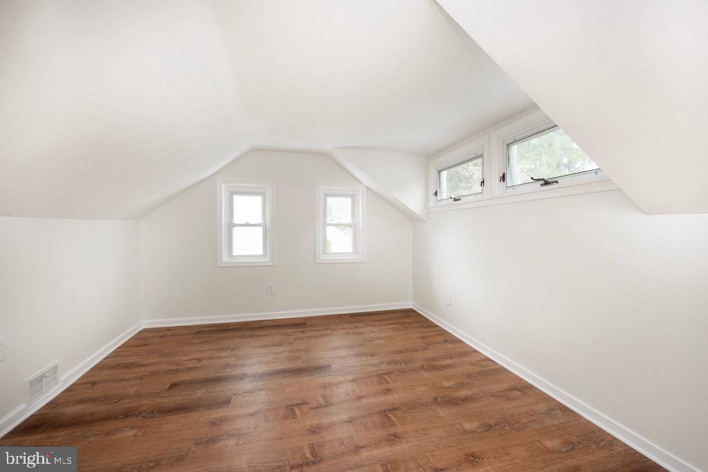 FRAZER VIEW - Residential Lease