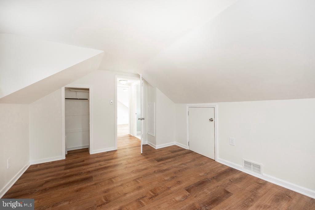 FRAZER VIEW - Residential Lease