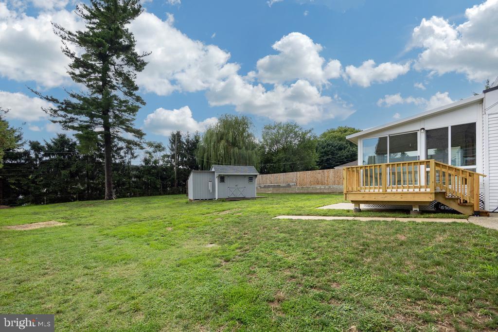 FRAZER VIEW - Residential Lease