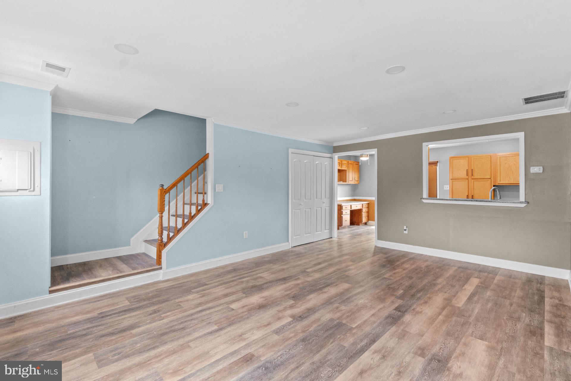 WILLOWCREST - Residential