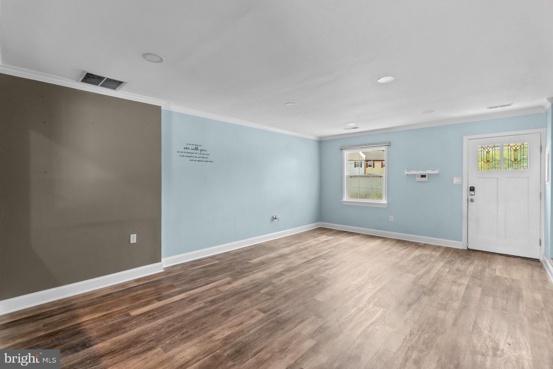 WILLOWCREST - Residential