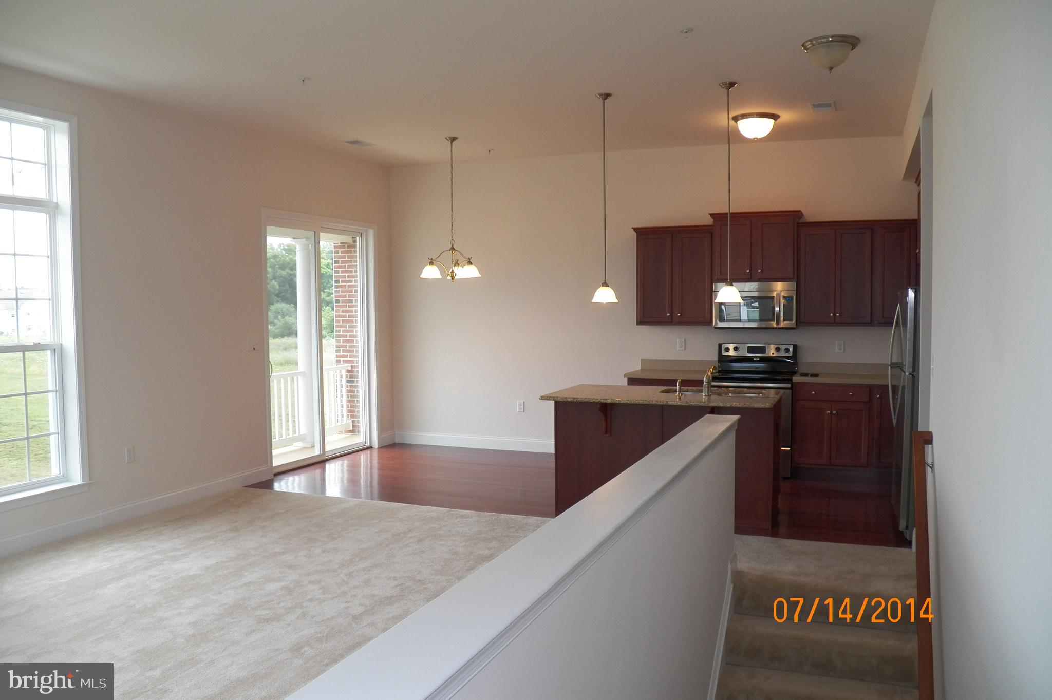 DEER RUN COMMONS - Residential Lease