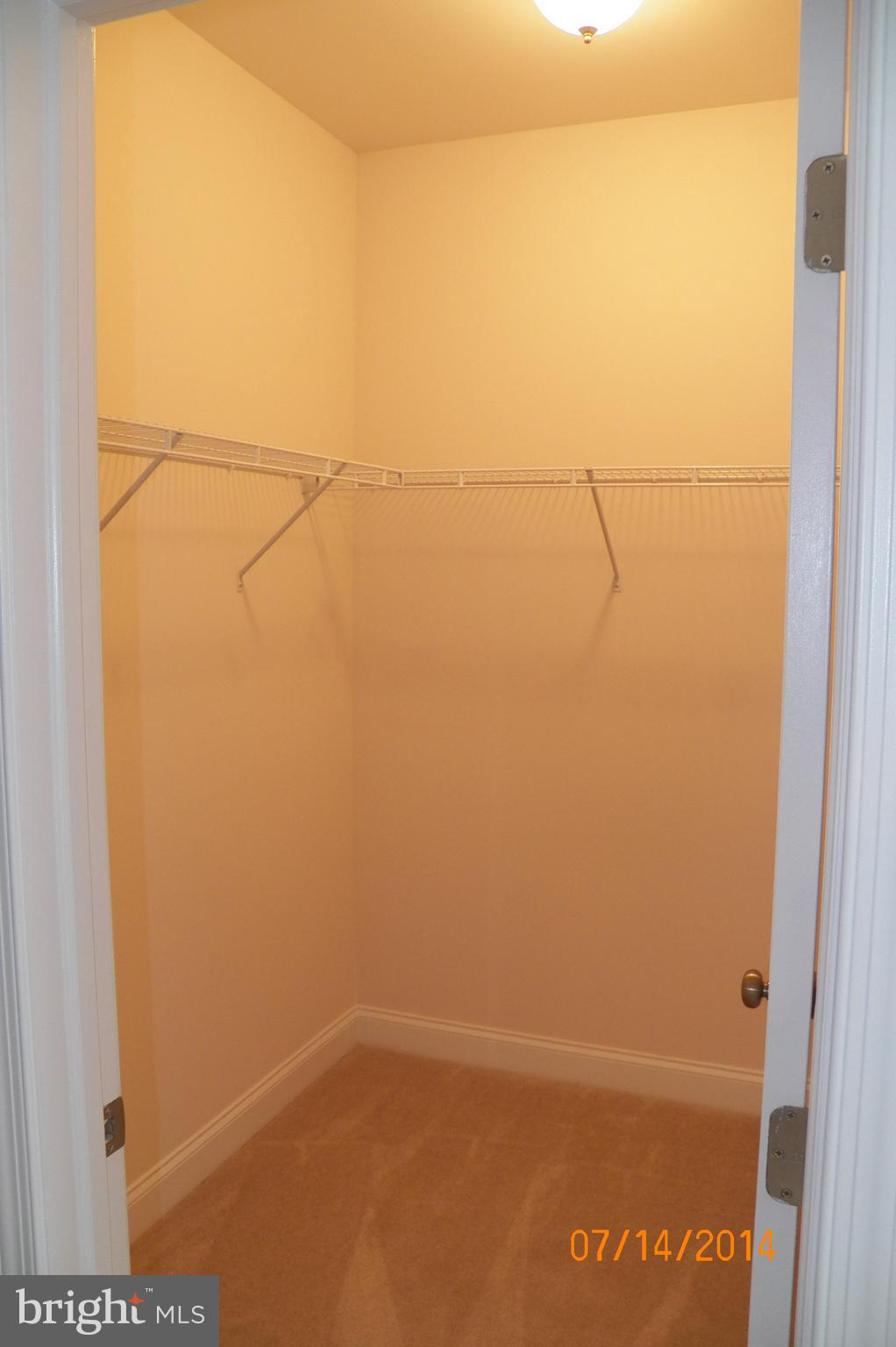 DEER RUN COMMONS - Residential Lease