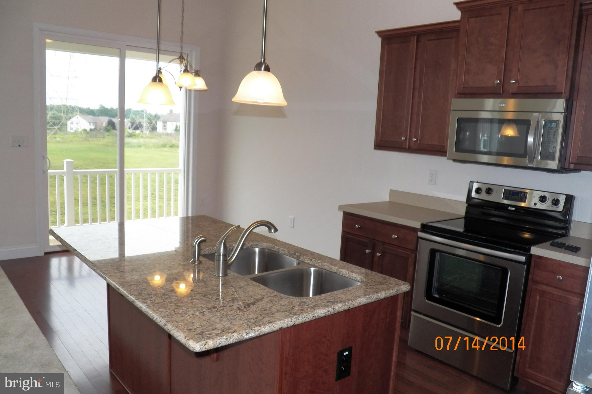 DEER RUN COMMONS - Residential Lease