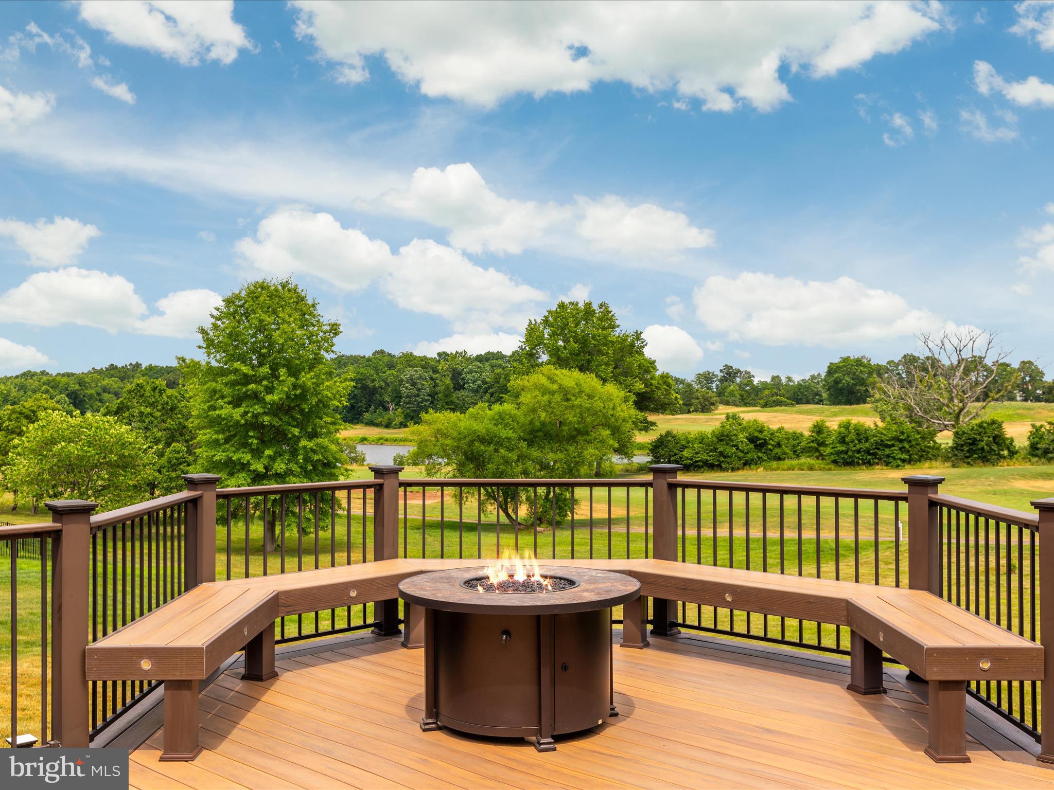 BULL RUN COUNTRY CLUB ES - Residential