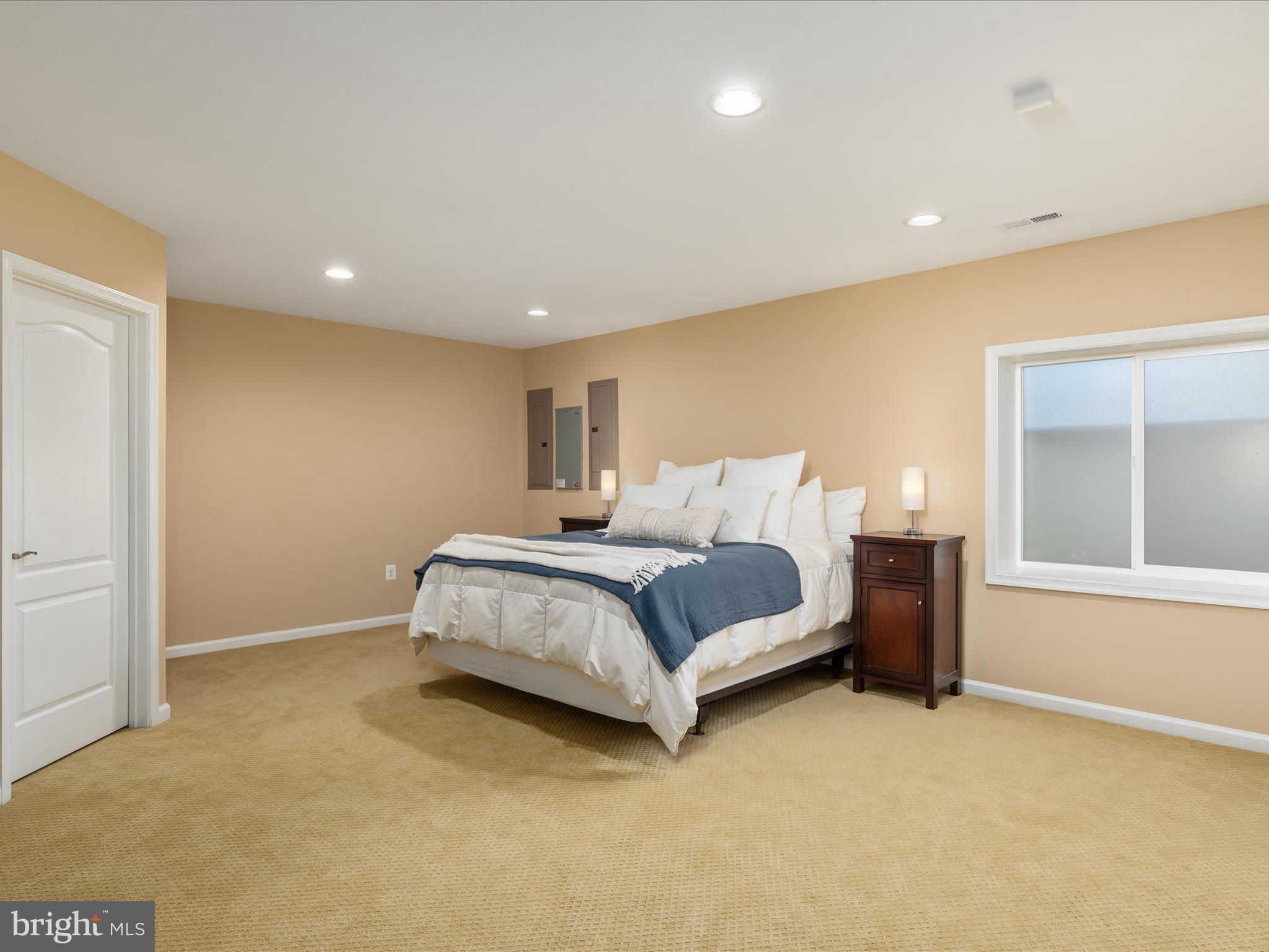 BULL RUN COUNTRY CLUB ES - Residential