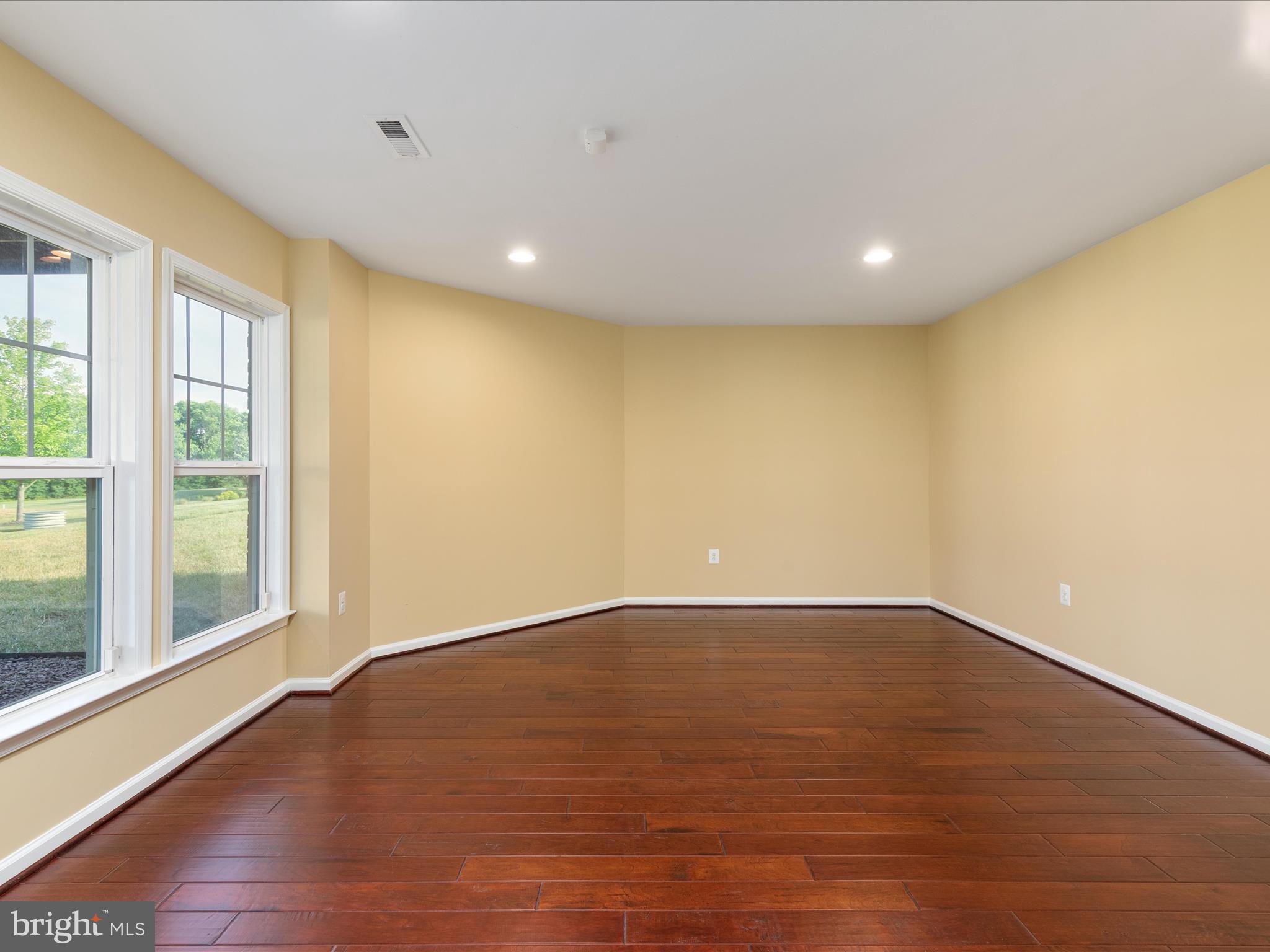 BULL RUN COUNTRY CLUB ES - Residential