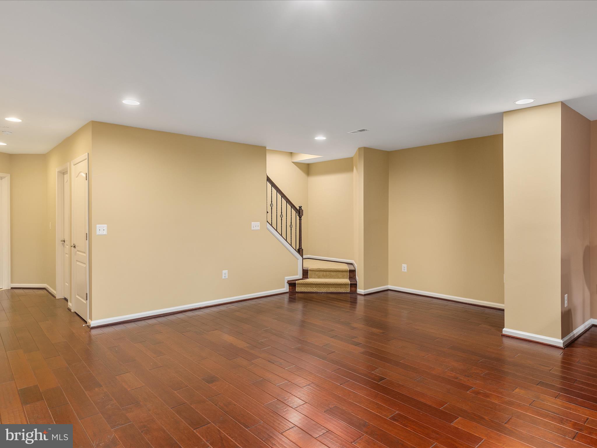 BULL RUN COUNTRY CLUB ES - Residential