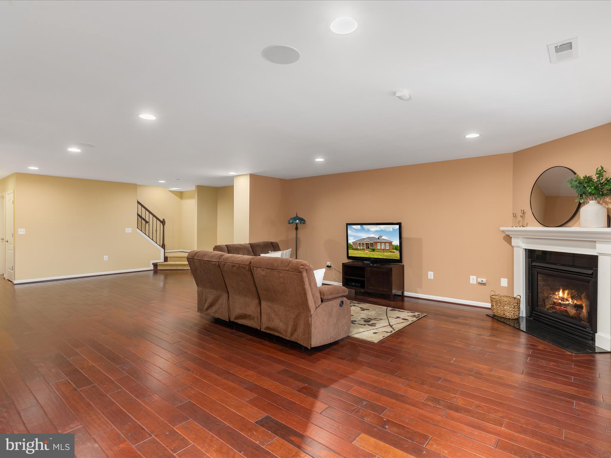 BULL RUN COUNTRY CLUB ES - Residential