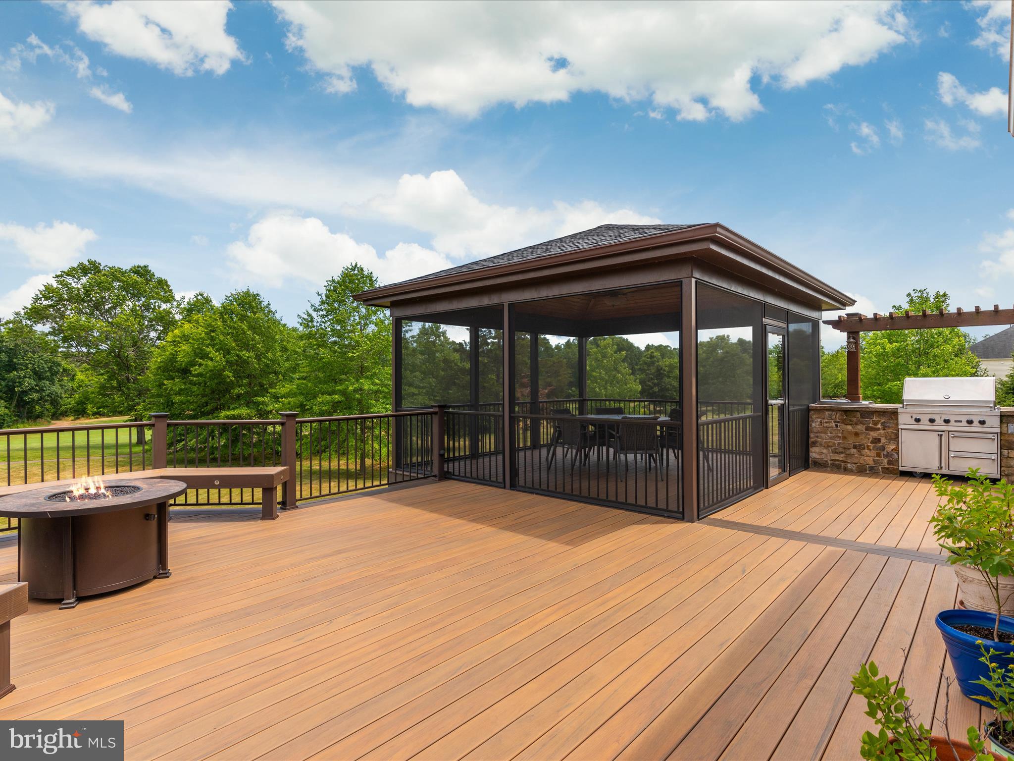 BULL RUN COUNTRY CLUB ES - Residential