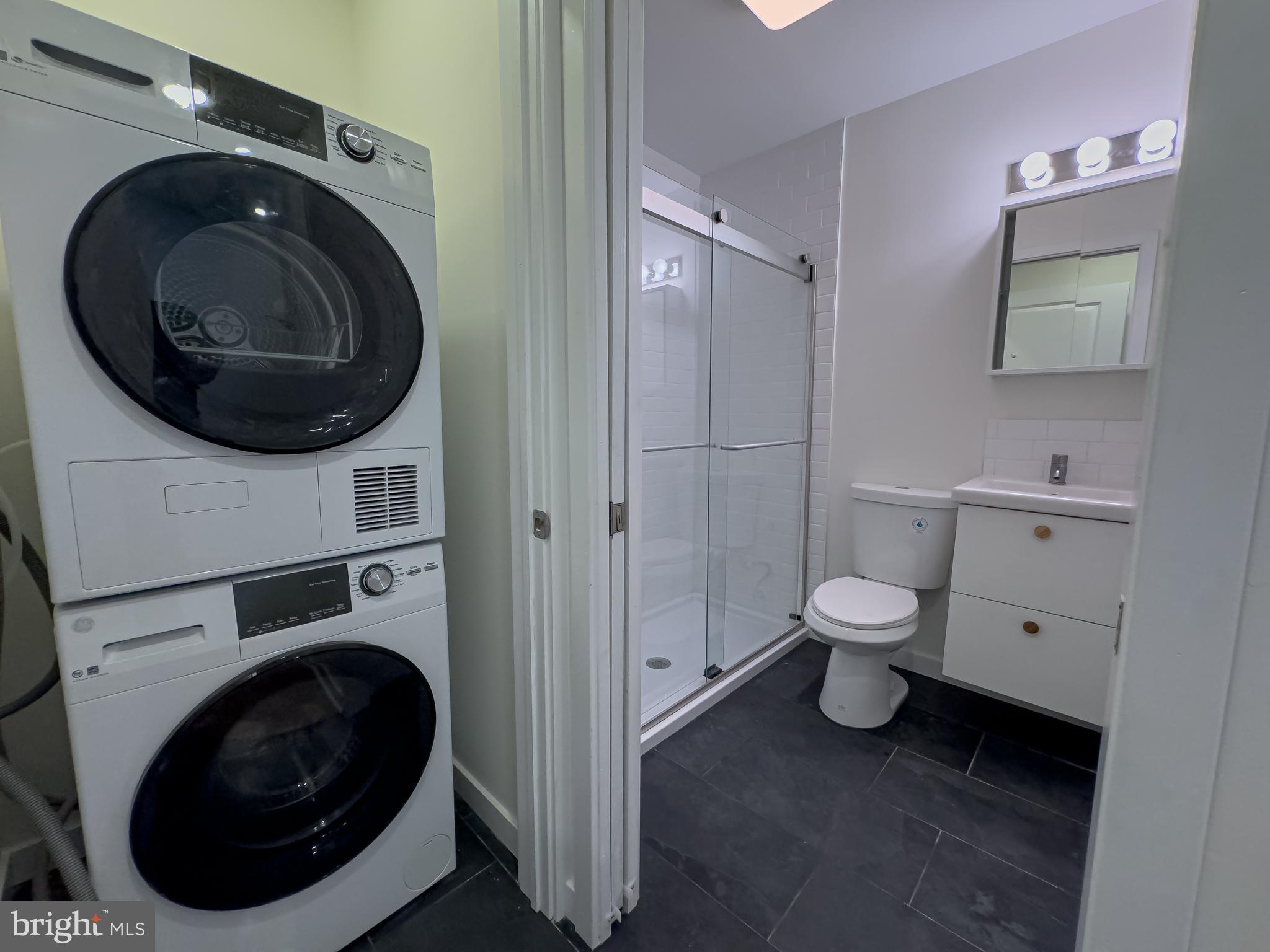 FAIRMOUNT - Residential Lease