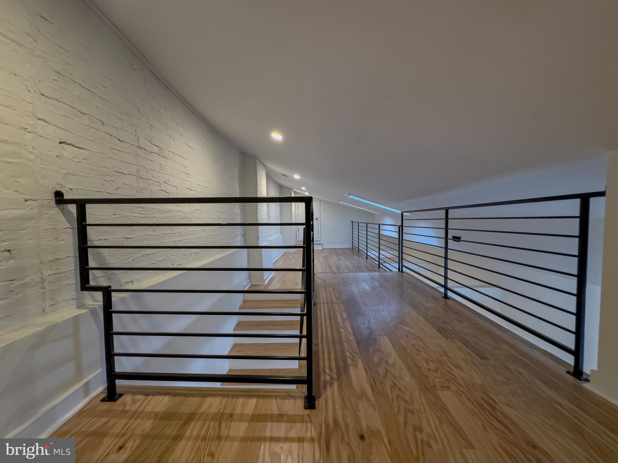 FAIRMOUNT - Residential Lease