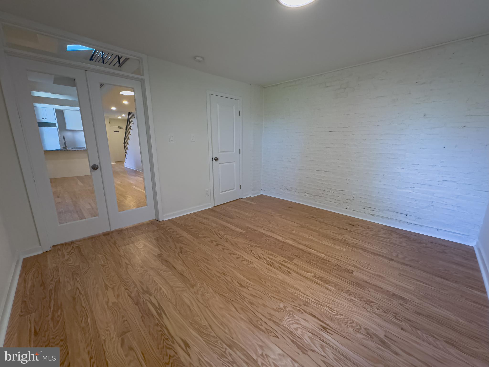 FAIRMOUNT - Residential Lease