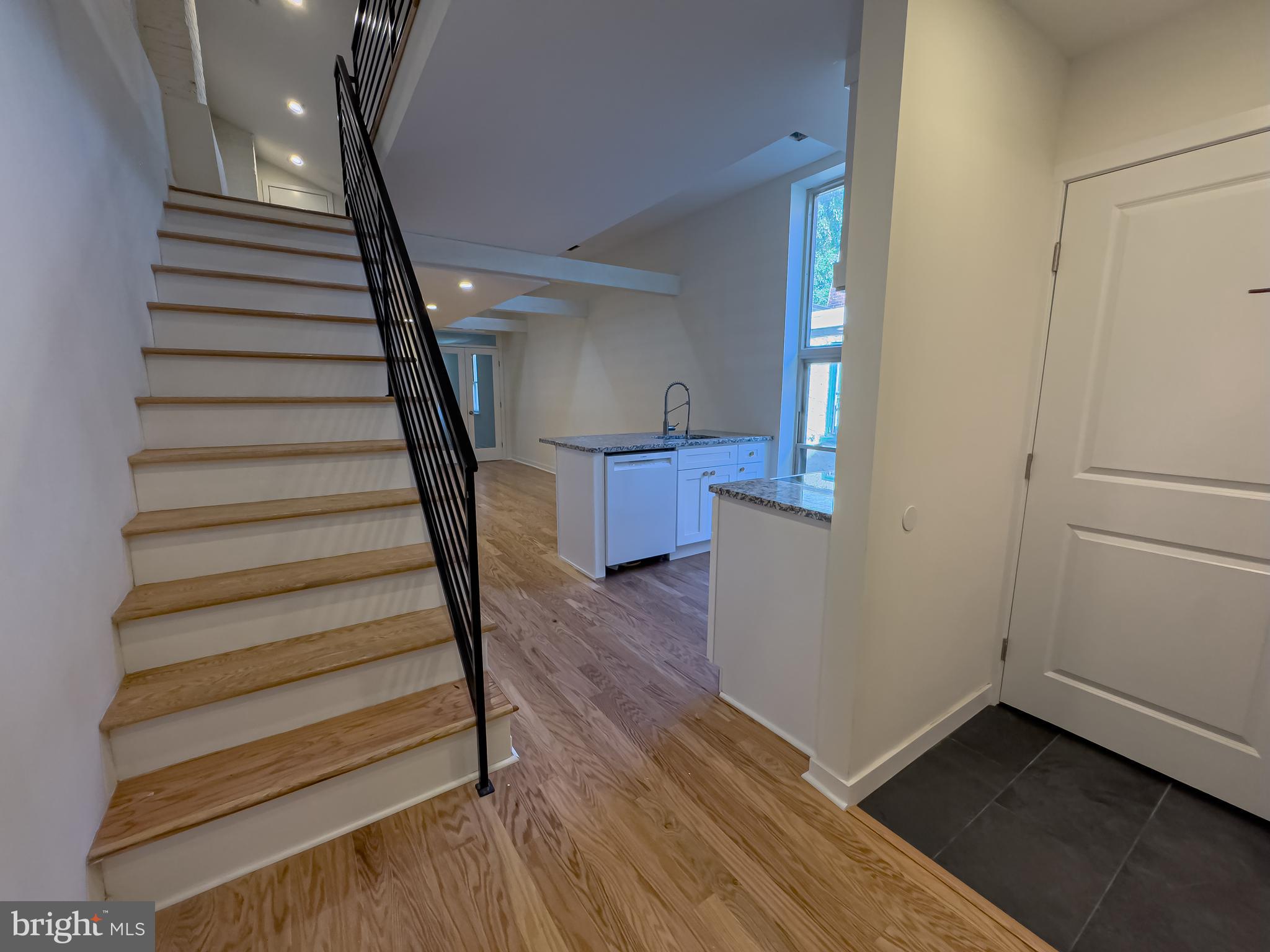 FAIRMOUNT - Residential Lease