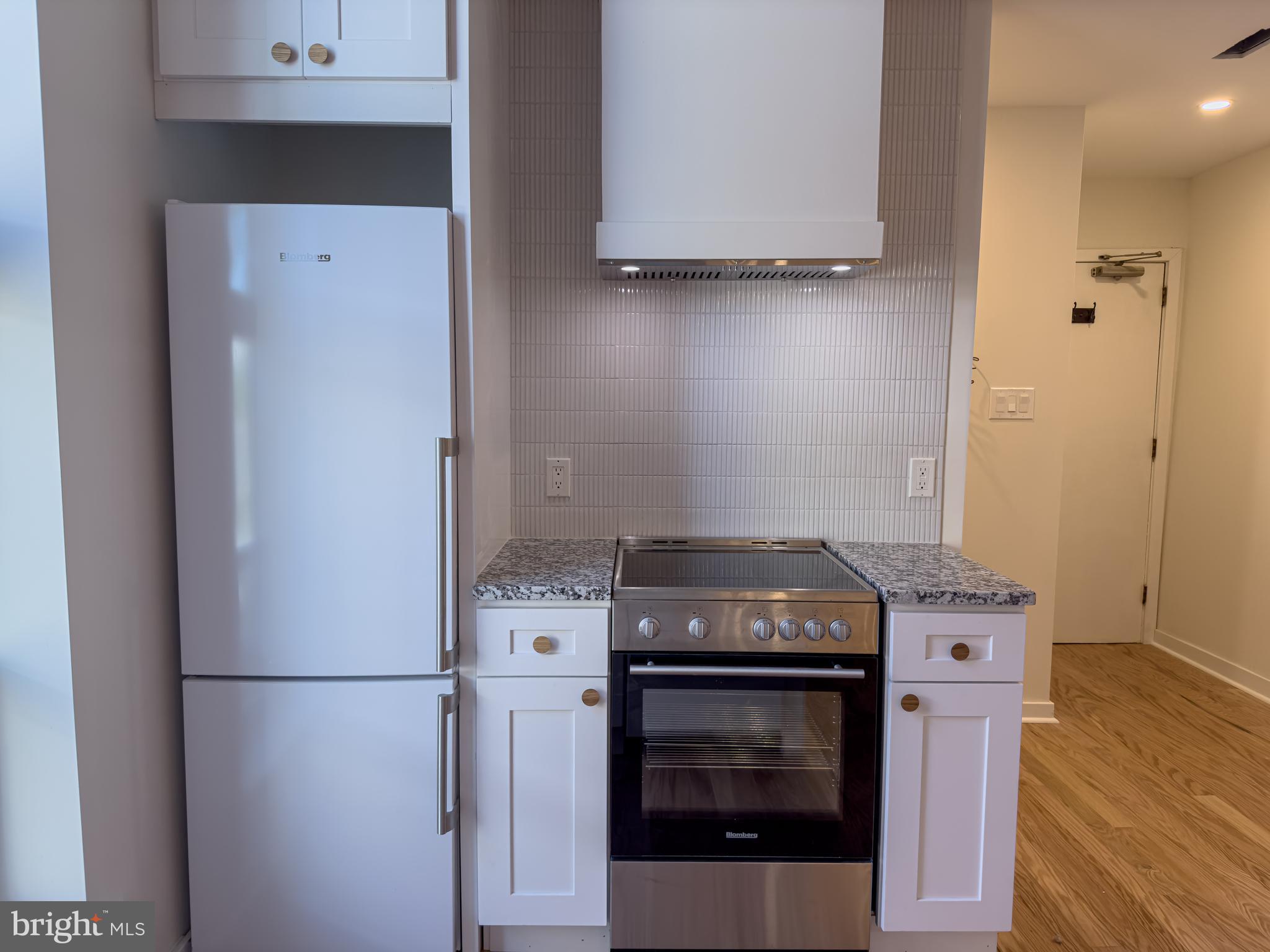 FAIRMOUNT - Residential Lease