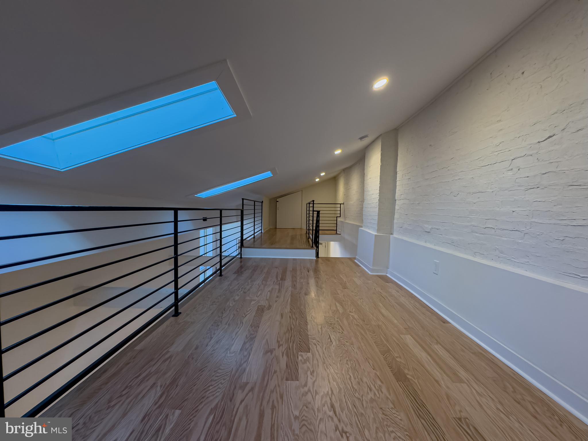 FAIRMOUNT - Residential Lease