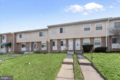 Photo of 6627 Spring Mill Circle, GWYNN OAK, MD 21207 (MLS # MDBC2152078)