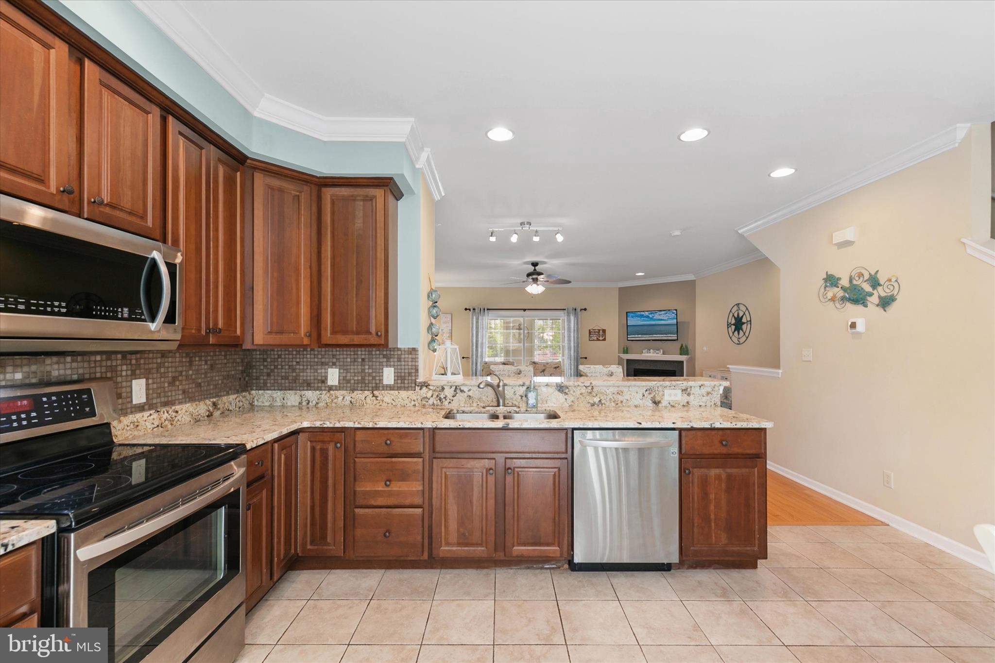 BELLA VISTA TOWNHOMES - Residential