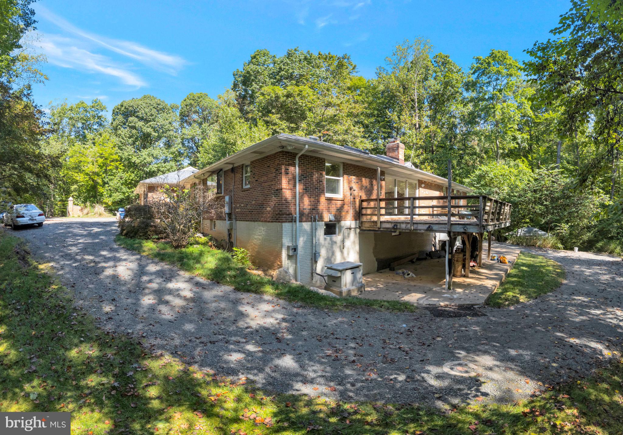 11079 NEWOOD DRIVE