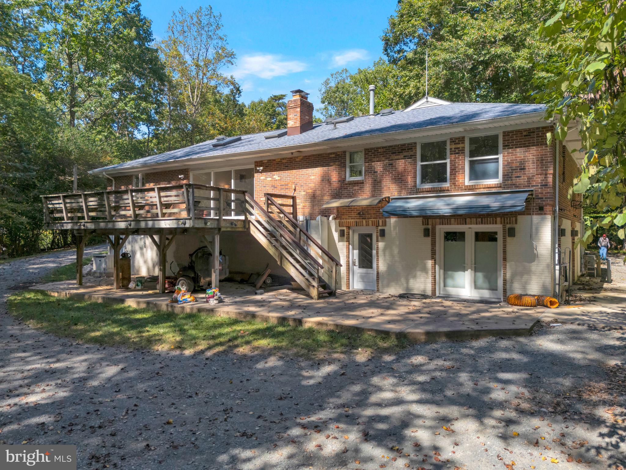 11079 NEWOOD DRIVE