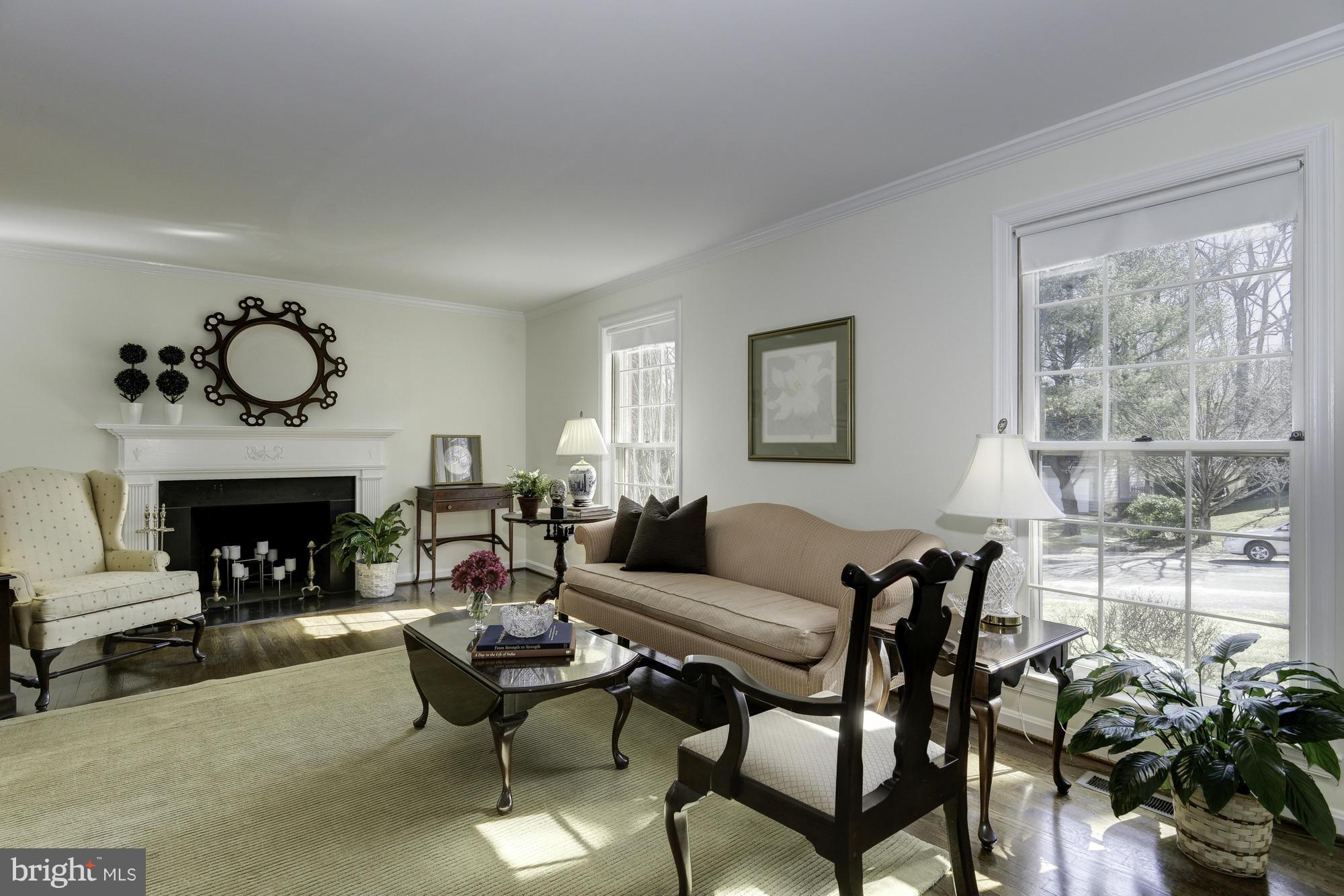 RIVER FALLS - Residential