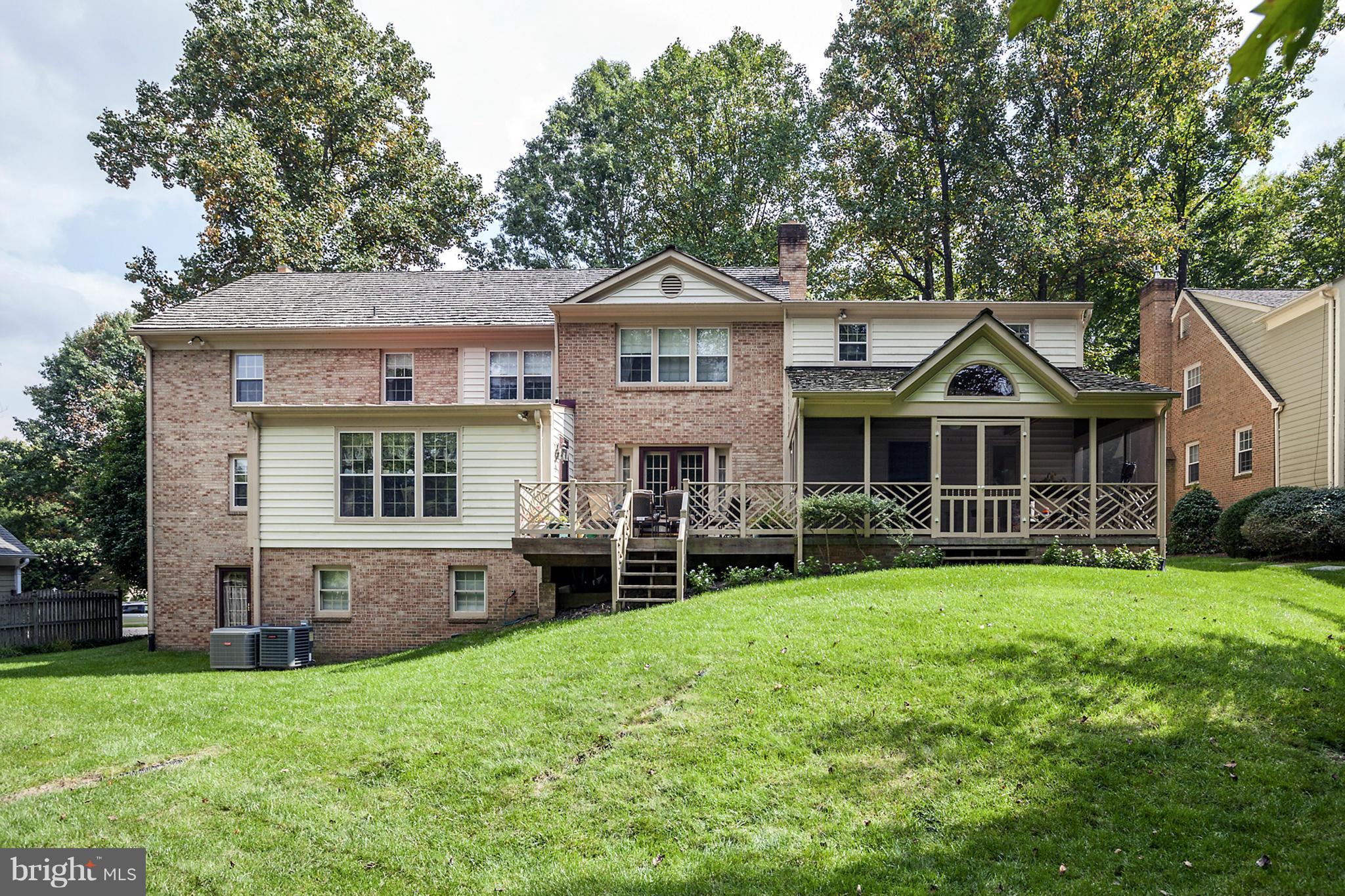 RIVER FALLS - Residential