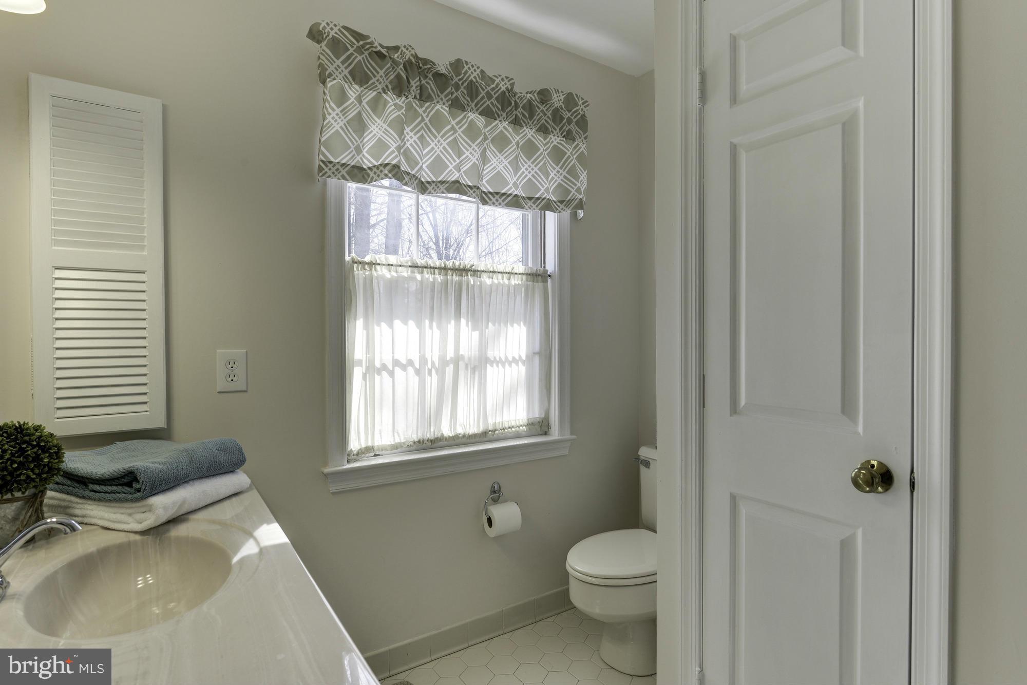 RIVER FALLS - Residential