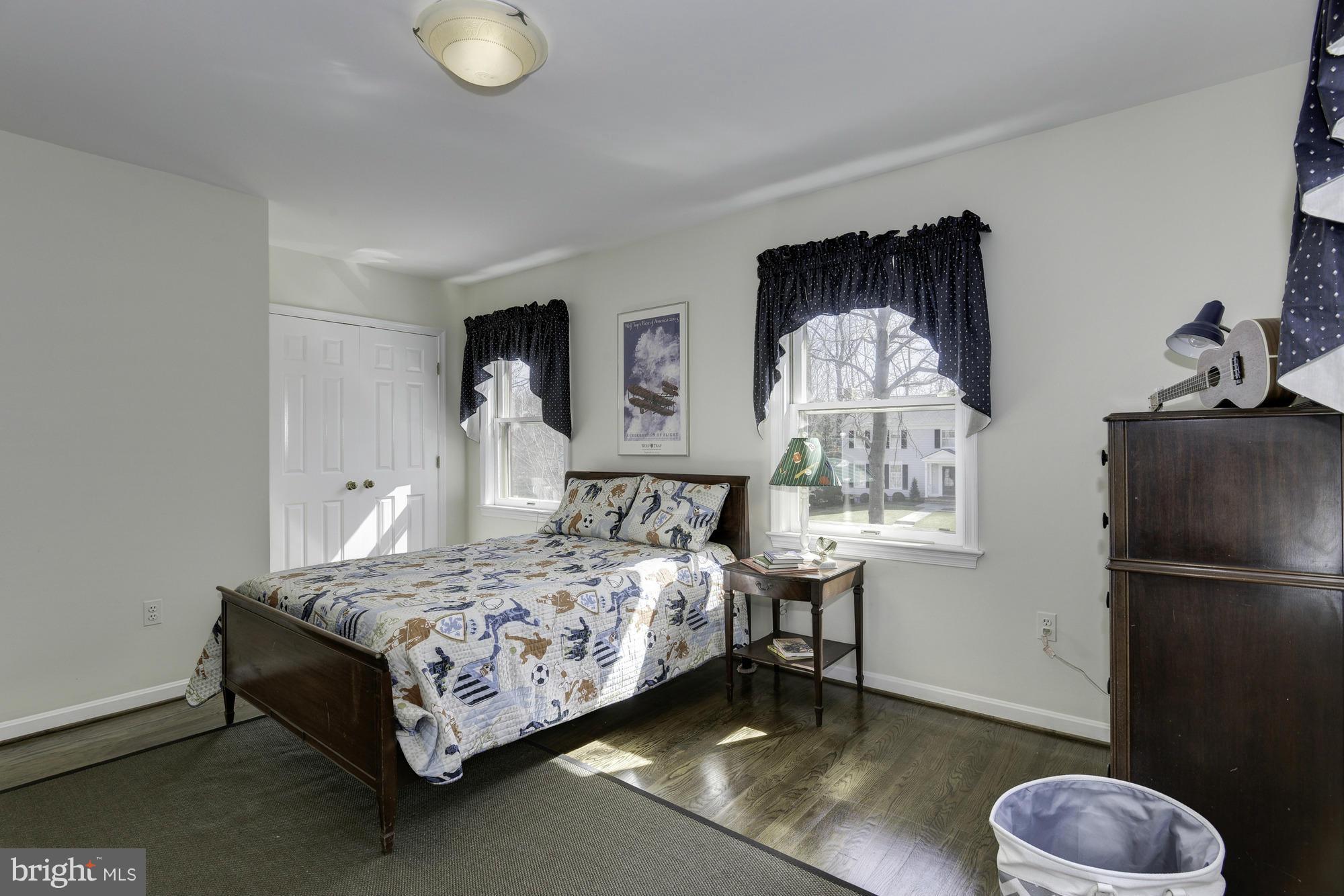 RIVER FALLS - Residential