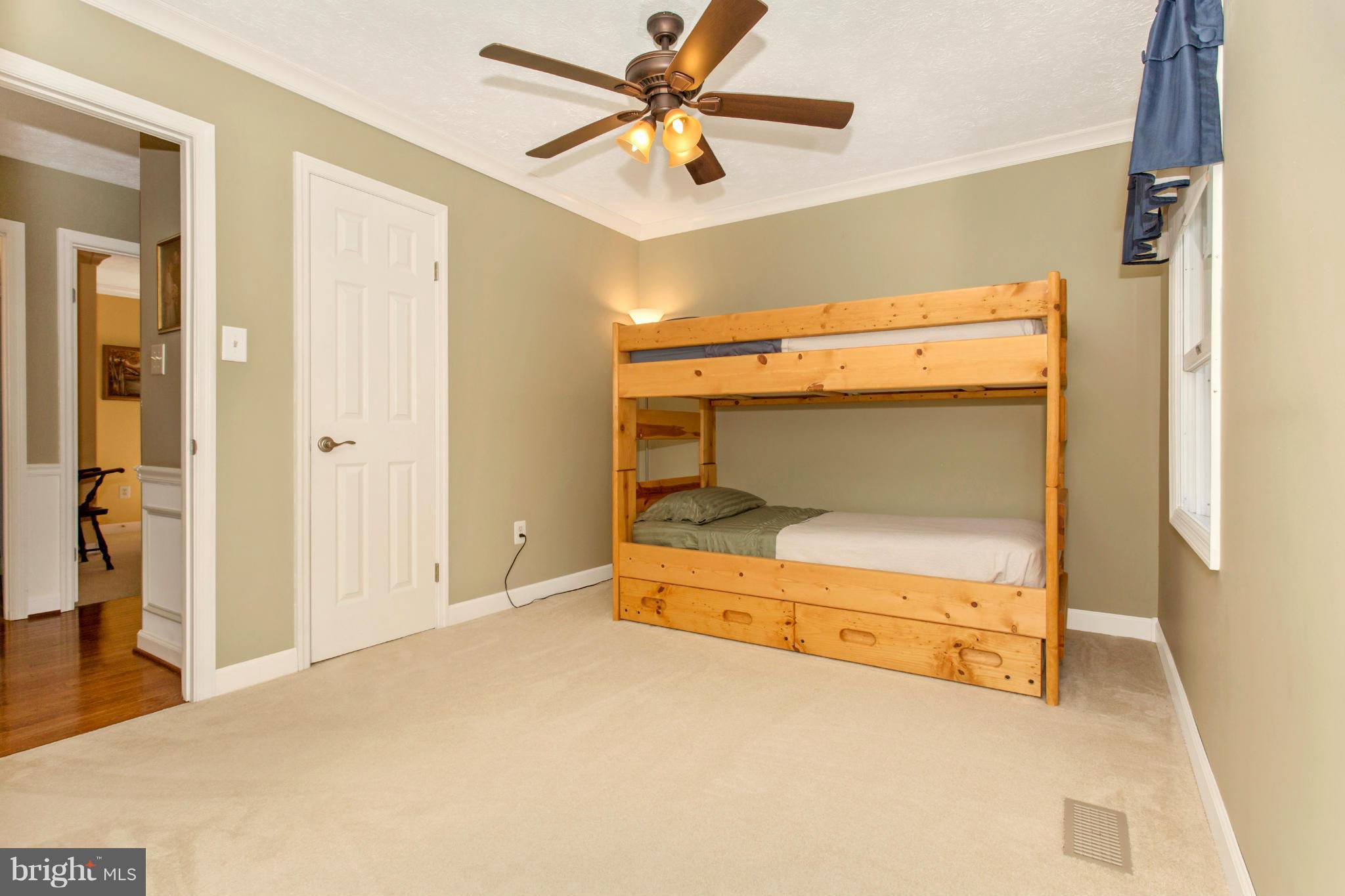 BEECH CREEK - Residential