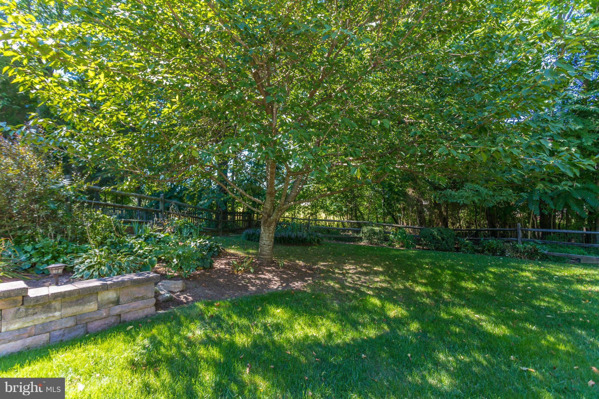 BEECH CREEK - Residential