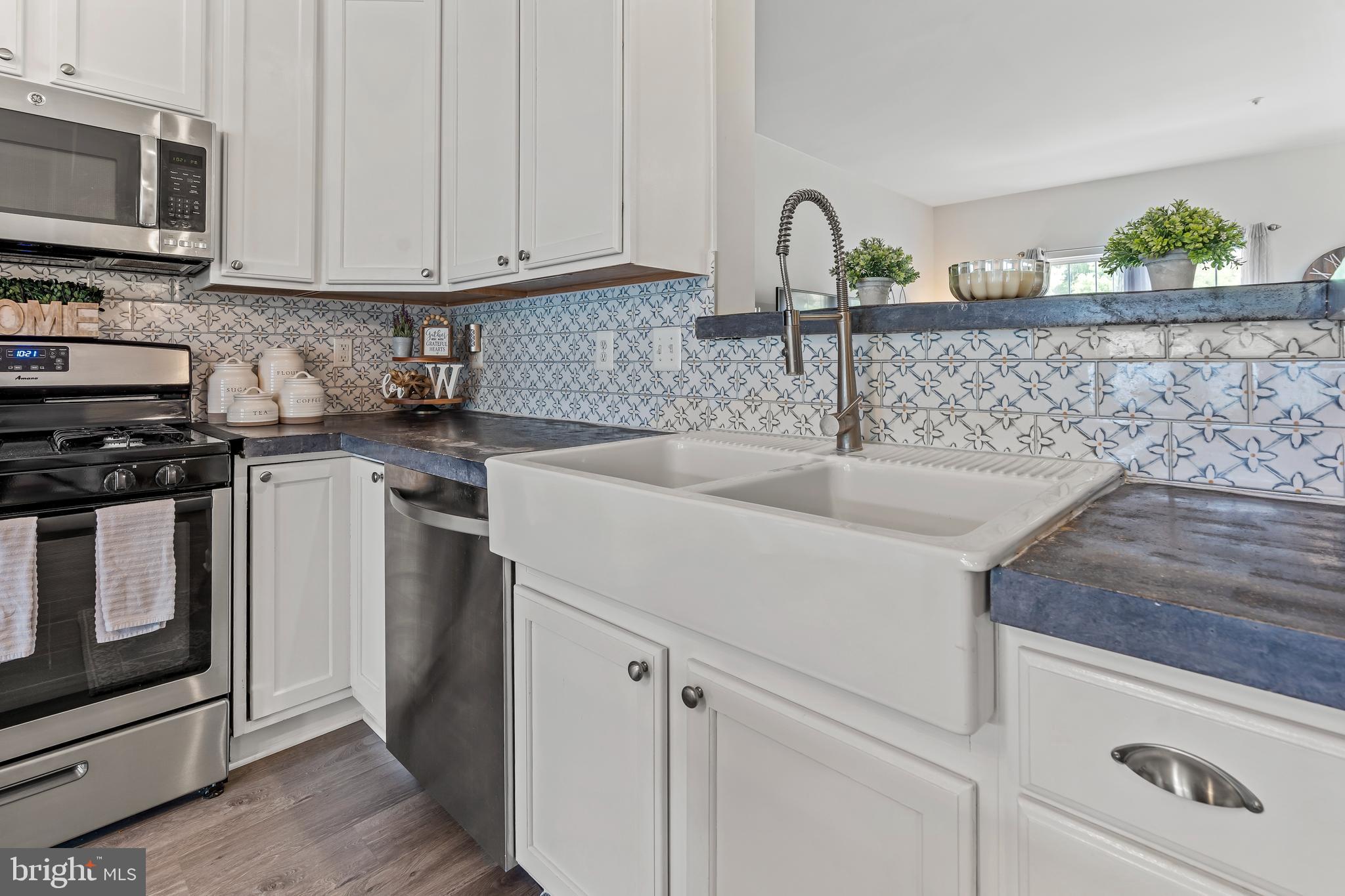 DEARBOUGHT - Residential