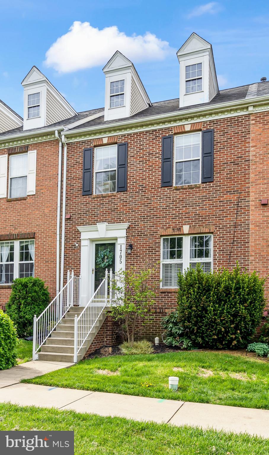 DEARBOUGHT - Residential