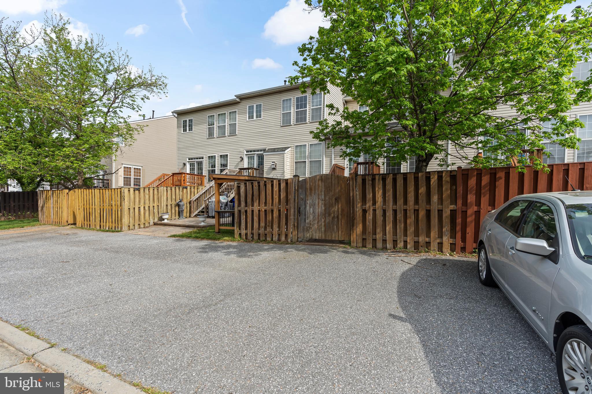 DEARBOUGHT - Residential