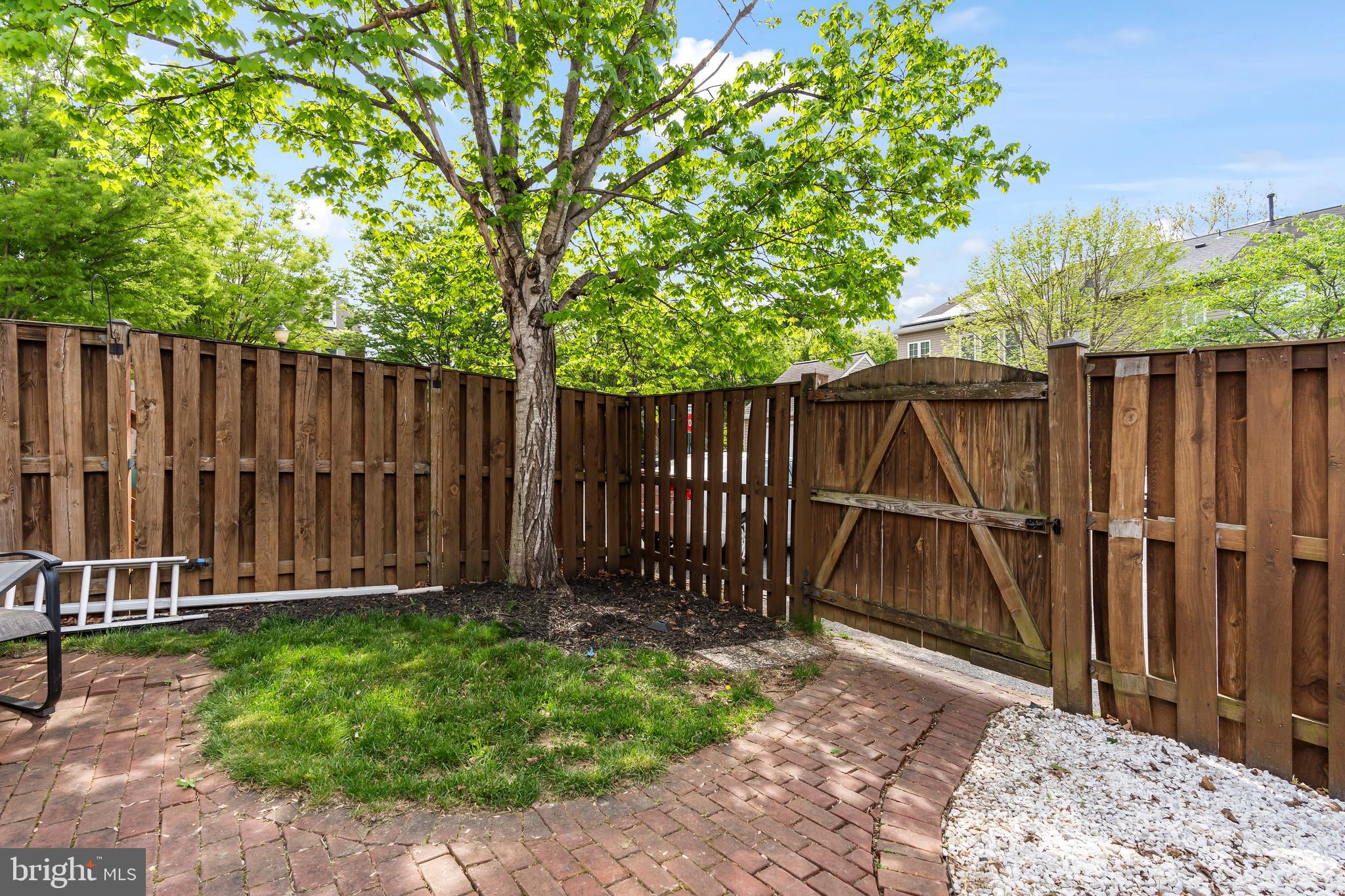 DEARBOUGHT - Residential