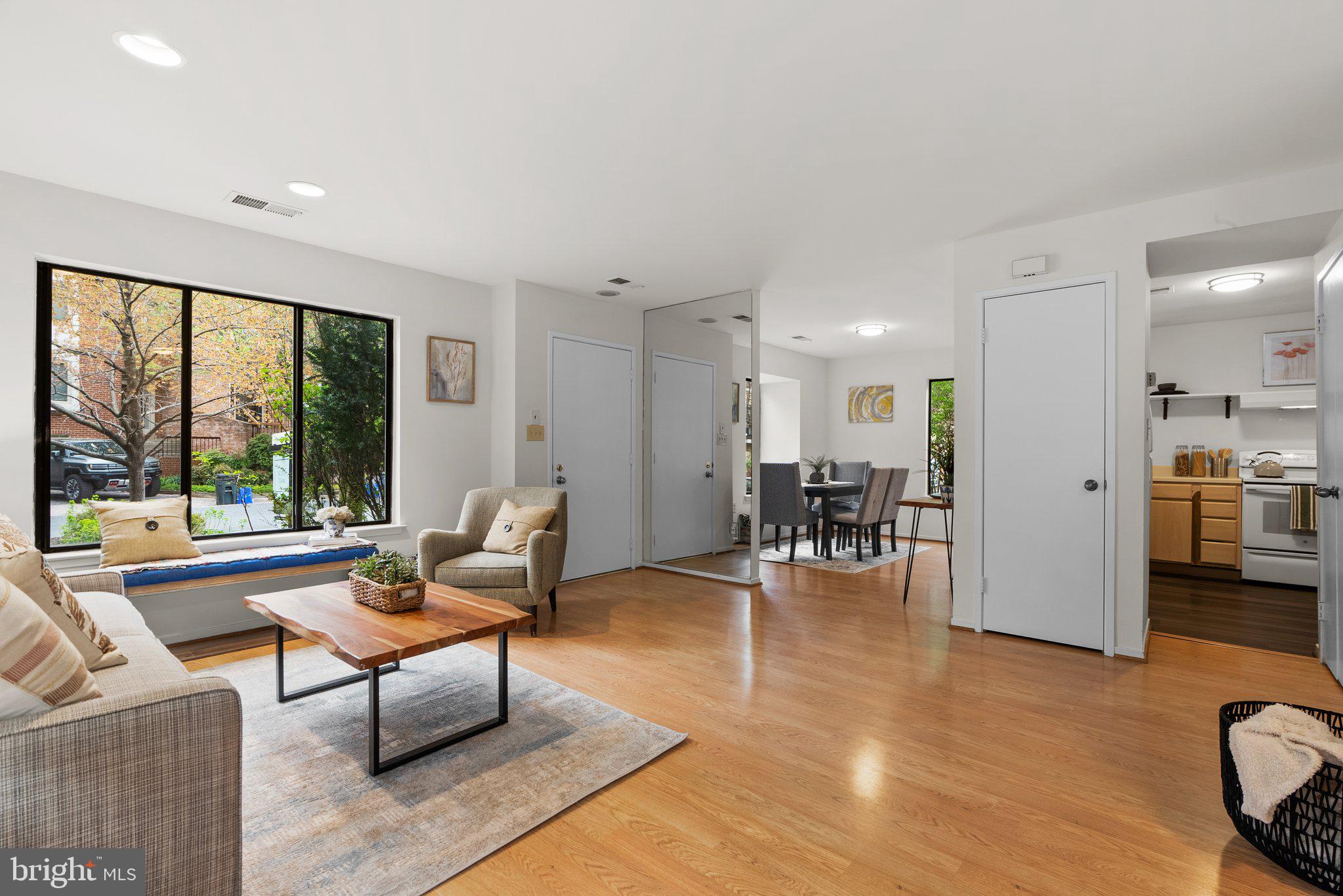 FAWSETT FARMS MANOR - Residential