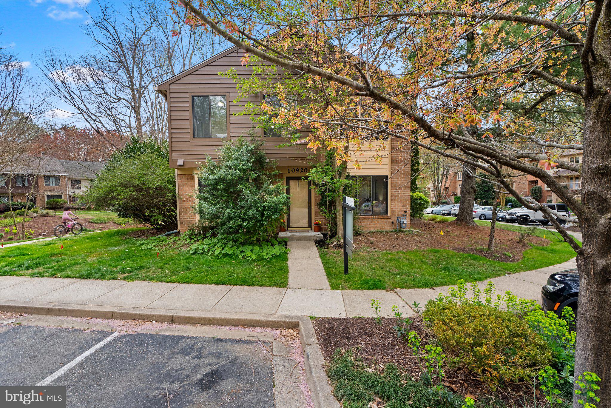 FAWSETT FARMS MANOR - Residential